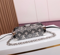 LV PETITE MALLE CAPITALE  handbag
