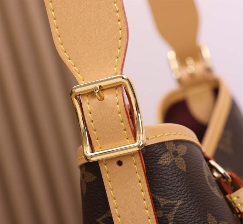 LV CARRYALL small handbag