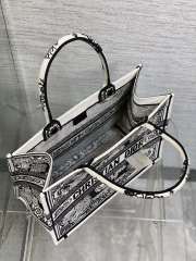 DIOR BOOK TOTE Medium Handbag