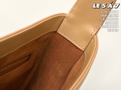 YSL LE 5 À 7 Handbag