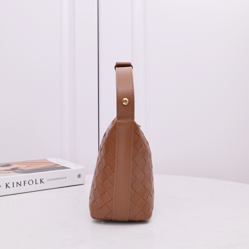 BOTTEGA VENETA Mini Wallace Shoulder Bag