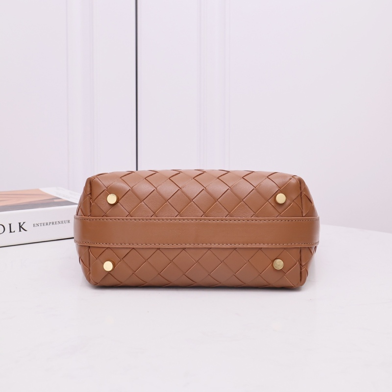 BOTTEGA VENETA Mini Wallace Shoulder Bag
