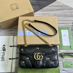 GUCCI GG Marmont collection small shoulder bag