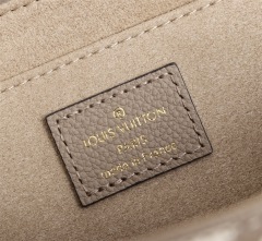 LV FAVORITE Handbag
