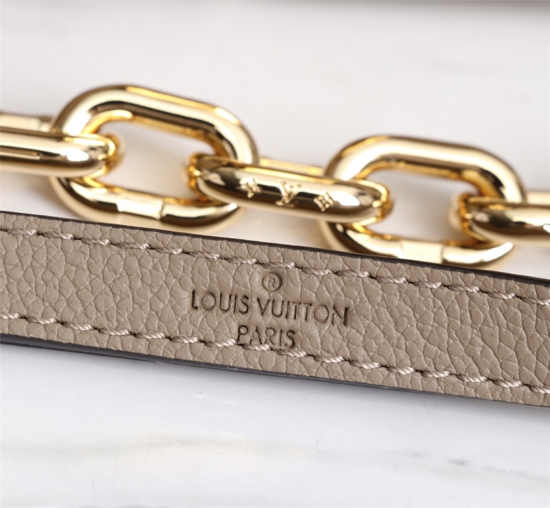 LV FAVORITE Handbag