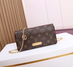 LV WALLET ON CHAIN LILY Handbag