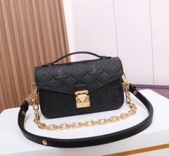 LV POCHETTE MÉTIS EAST WEST handbag