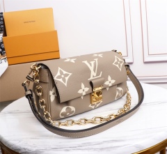 LV FAVORITE Handbag
