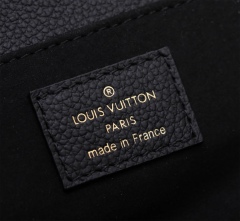 LV POCHETTE MÉTIS EAST WEST handbag