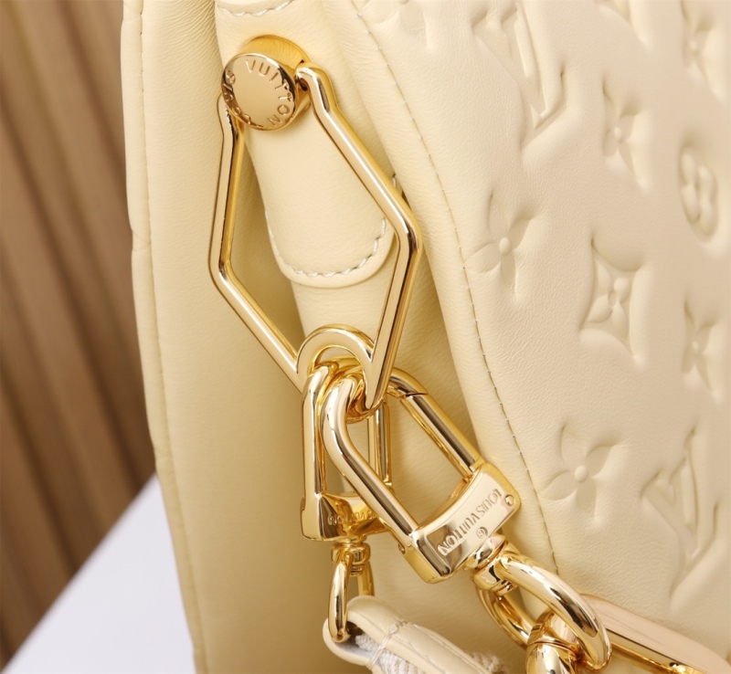 LV COUSSIN Medium handbag