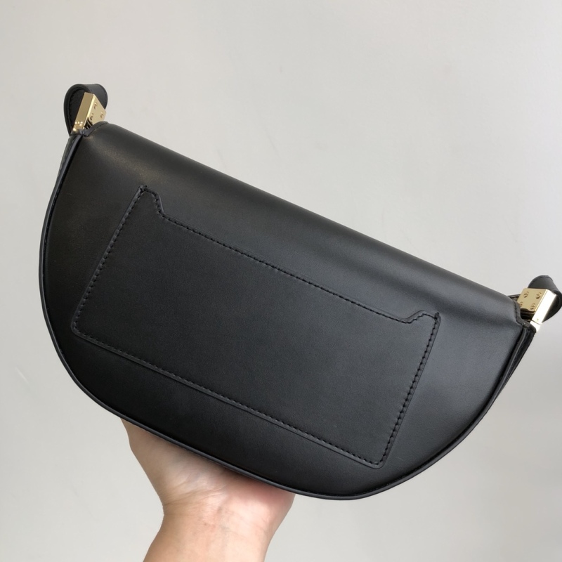 BURBERRY shoulder bag