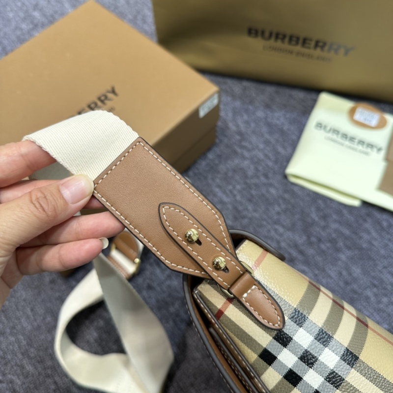 BURBERRY Note Bag