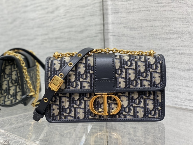 DIOR 30 MONTAIGNE EAST-WEST Chain Handbag