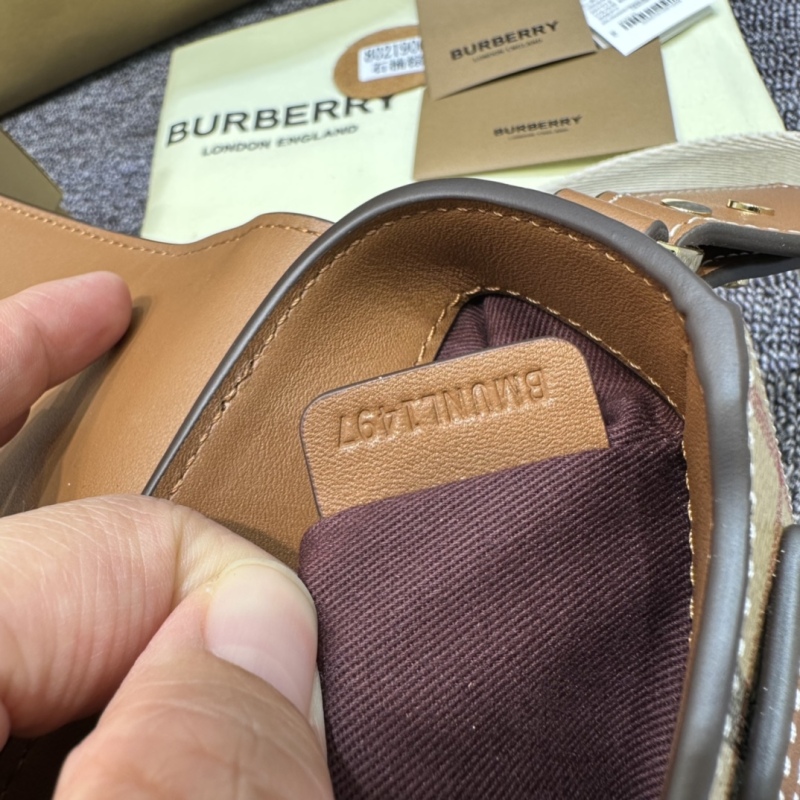 BURBERRY Note Bag