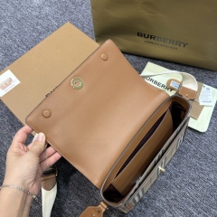 BURBERRY Note Bag