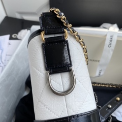 CHANEL GABRIELLE Small Wandering shoulder bag