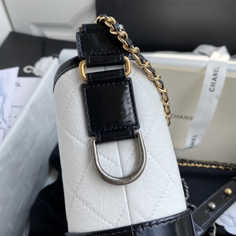 CHANEL GABRIELLE Small Wandering shoulder bag