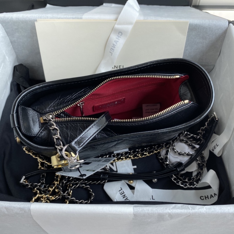 CHANEL GABRIELLE Small Wandering shoulder bag