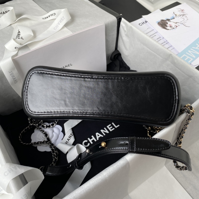 CHANEL GABRIELLE Wandering shoulder bag