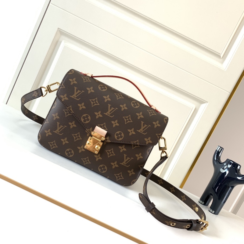 LV POCHETTE MÉTIS Handbag