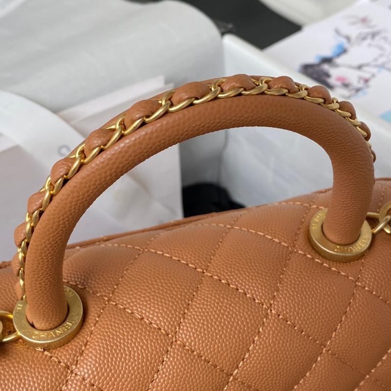 CHANEL COCO HANDLE Cover handbag