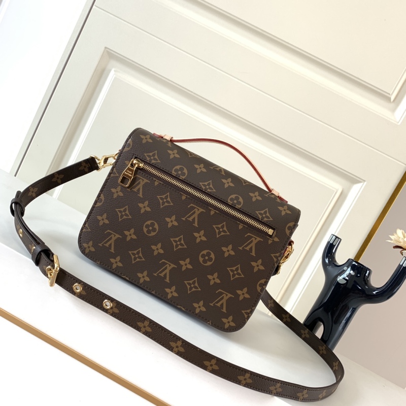 LV POCHETTE MÉTIS Handbag