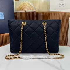 Prada Re Edition 1995 Cha î ne Large Recycled Nylon Handbag