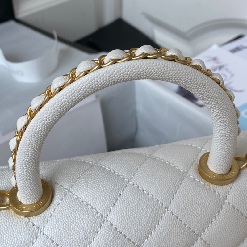 CHANEL COCO HANDLE Cover handbag