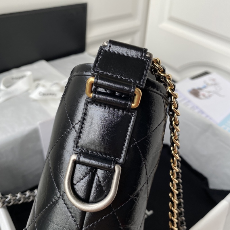 CHANEL GABRIELLE Wandering shoulder bag