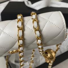 CHANEL Chain mouth cover mobile phone bag