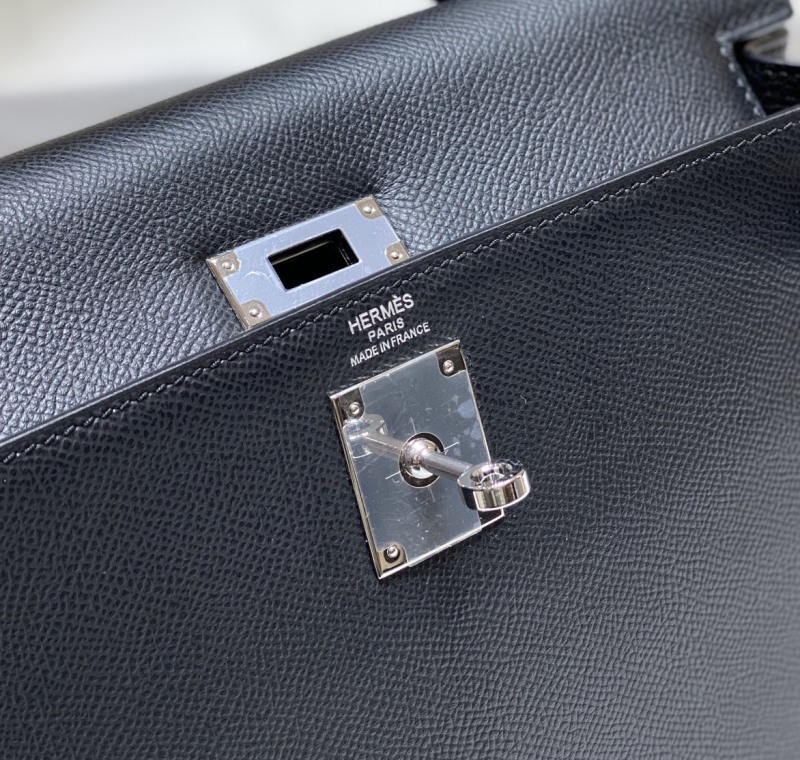 HERMES Kelly Handbag