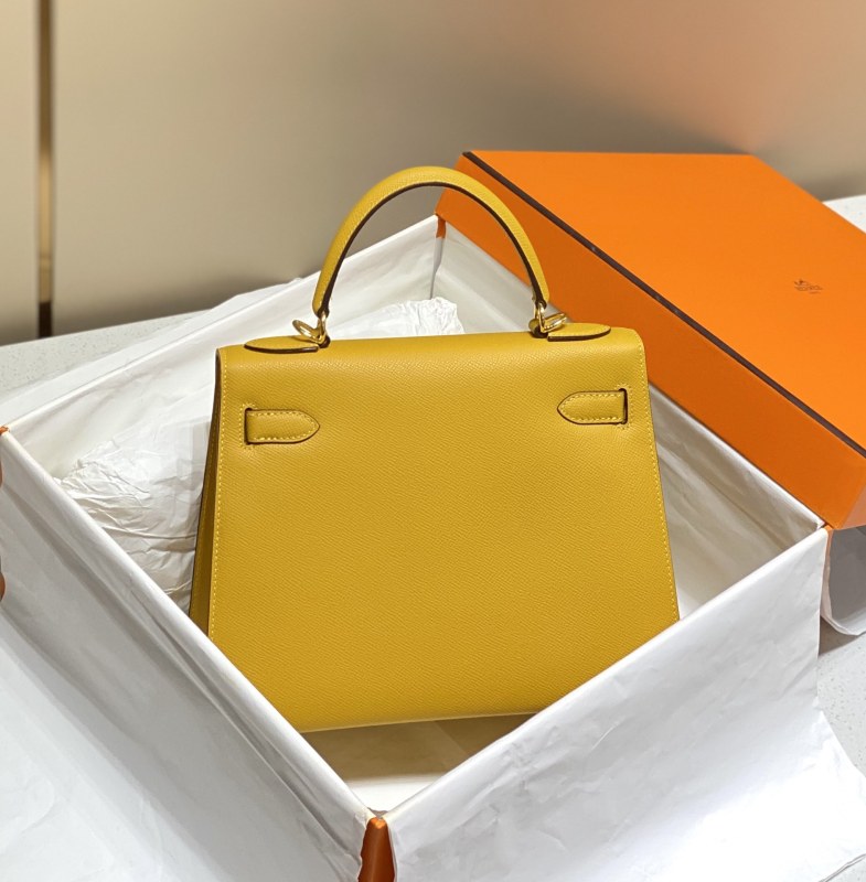 HERMES Kelly Handbag
