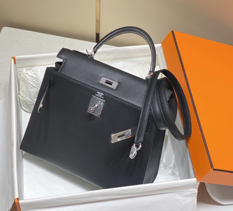 HERMES Kelly Handbag