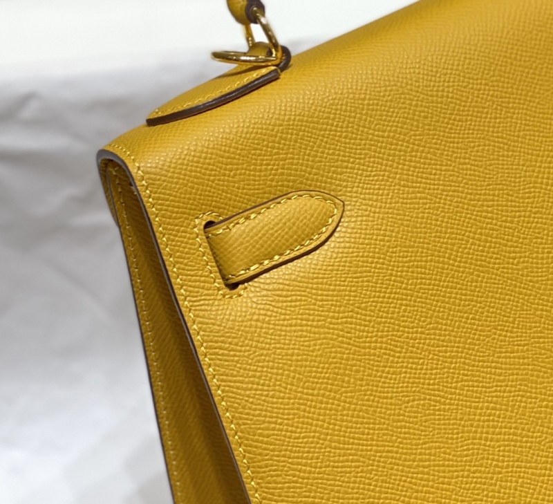 HERMES Kelly Handbag