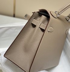 HERMES Kelly Handbag