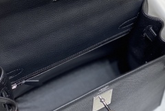 HERMES Kelly Handbag