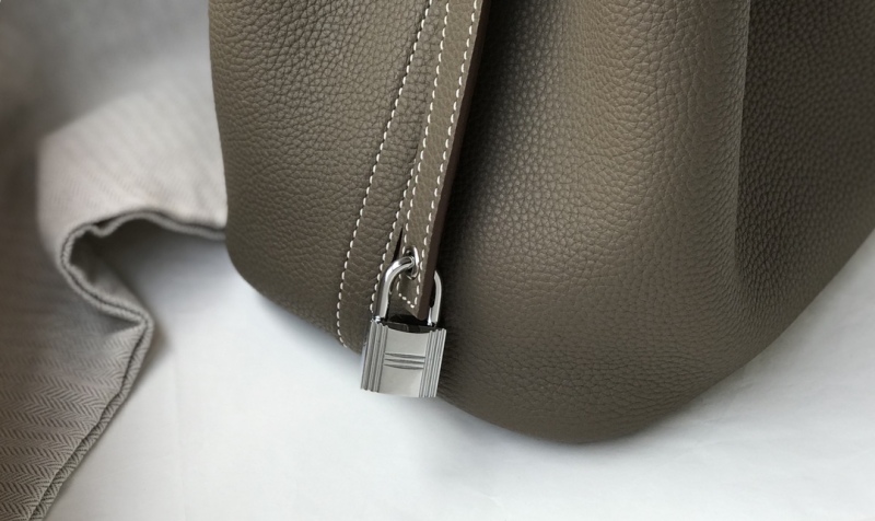 HERMES Picotin Lock Handbag