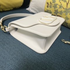 VALENTINO LOCÒ calf leather handbag