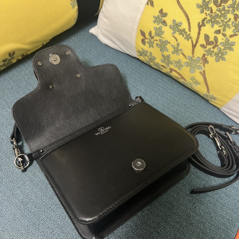 VALENTINO LOCÒ calf leather handbag