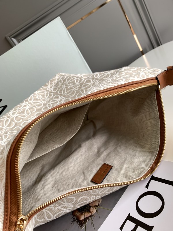 LOEWE Small Anagram Cubi handbag