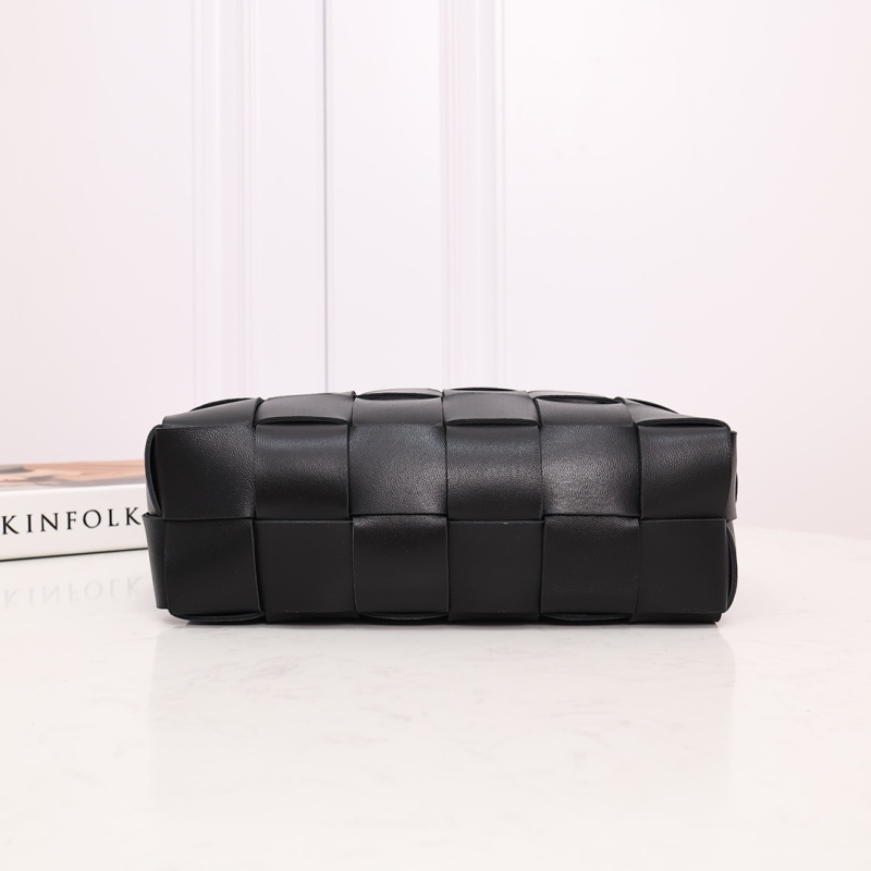 BOTTEGA VENETA Brick Cassette shoulder bag