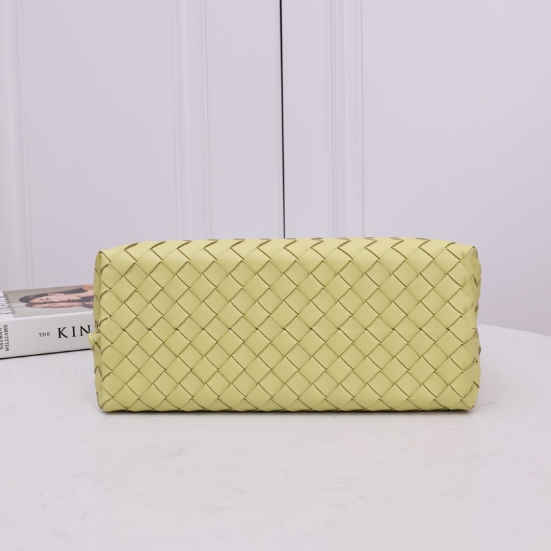BOTTEGA VENETA Small Andiamo handbag