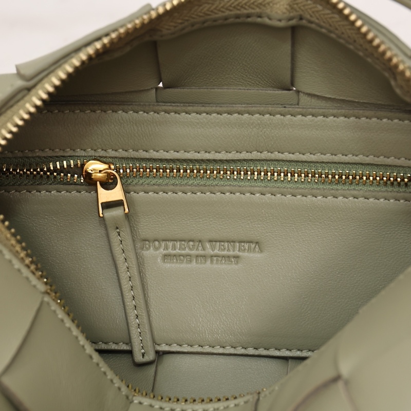 BOTTEGA VENETA Small Brick Cassette shoulder bag