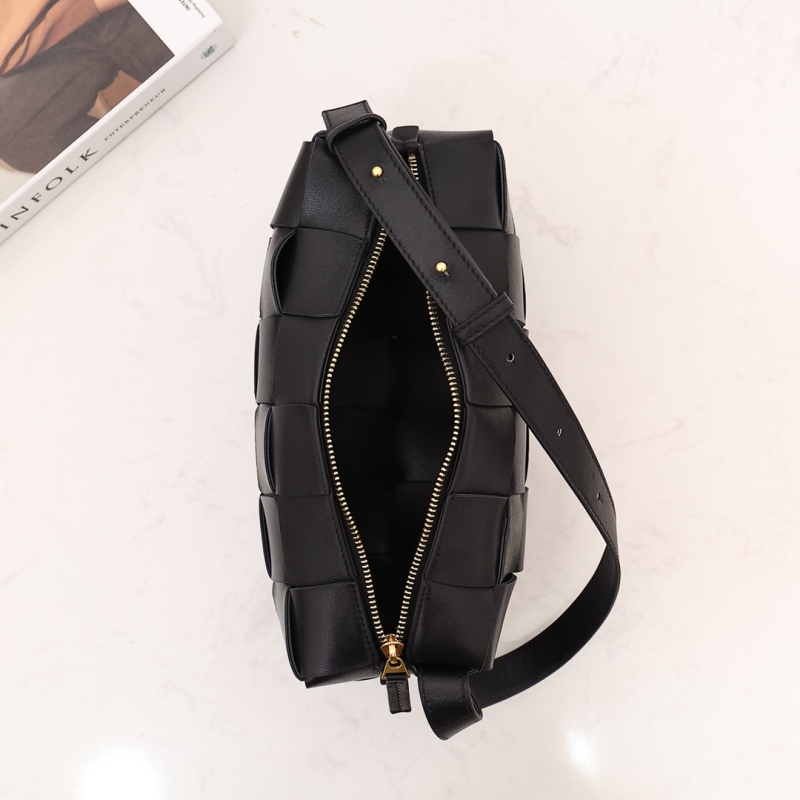 BOTTEGA VENETA Brick Cassette shoulder bag