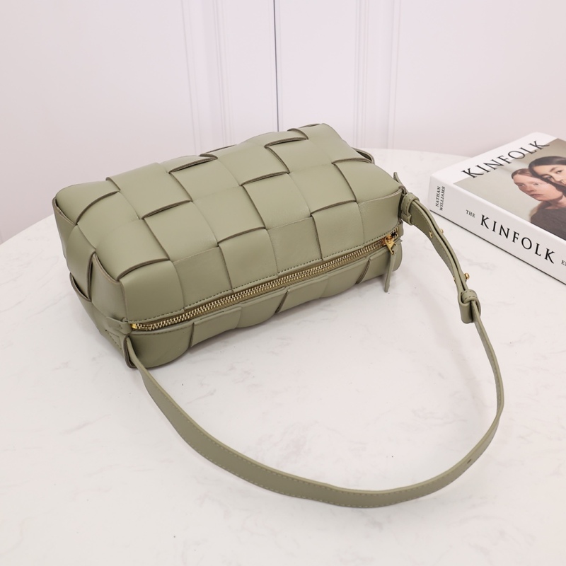 BOTTEGA VENETA Brick Cassette shoulder bag