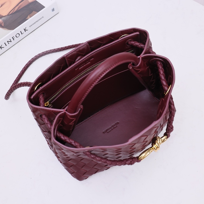 BOTTEGA VENETA Small Andiamo handbag