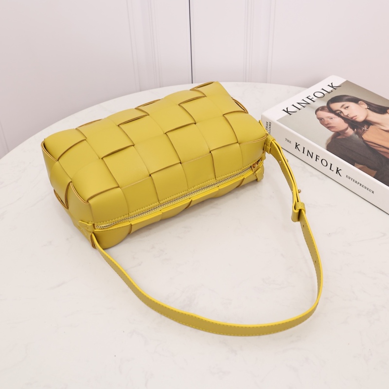 BOTTEGA VENETA Brick Cassette shoulder bag