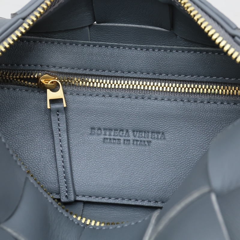 BOTTEGA VENETA Small Brick Cassette shoulder bag