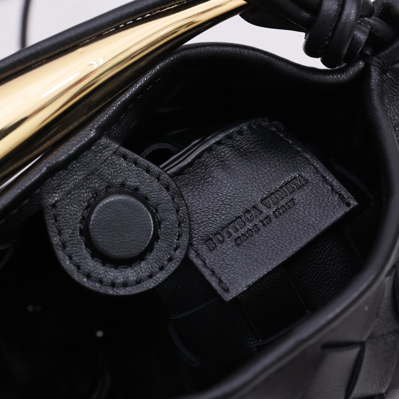 BOTTEGA VENETA Mini Sardine Crossbody Bag
