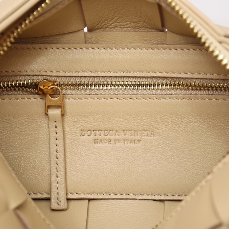 BOTTEGA VENETA Small Brick Cassette shoulder bag